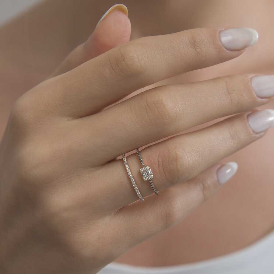 0,31 Karat Baget Pırlanta Yüzük
