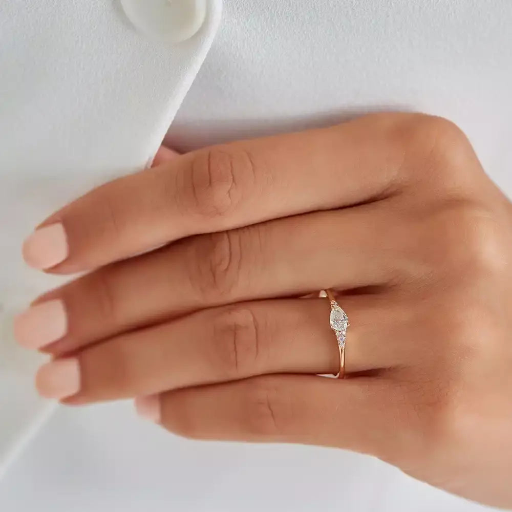 Eos 0.35 CT Pear Cut Diamond Rose Gold Ring