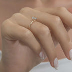0,46 Karat Blue Topaz Yüzük