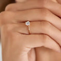 Susan 0.53 CT Pırlanta Taşlı Rose Altın Yüzük