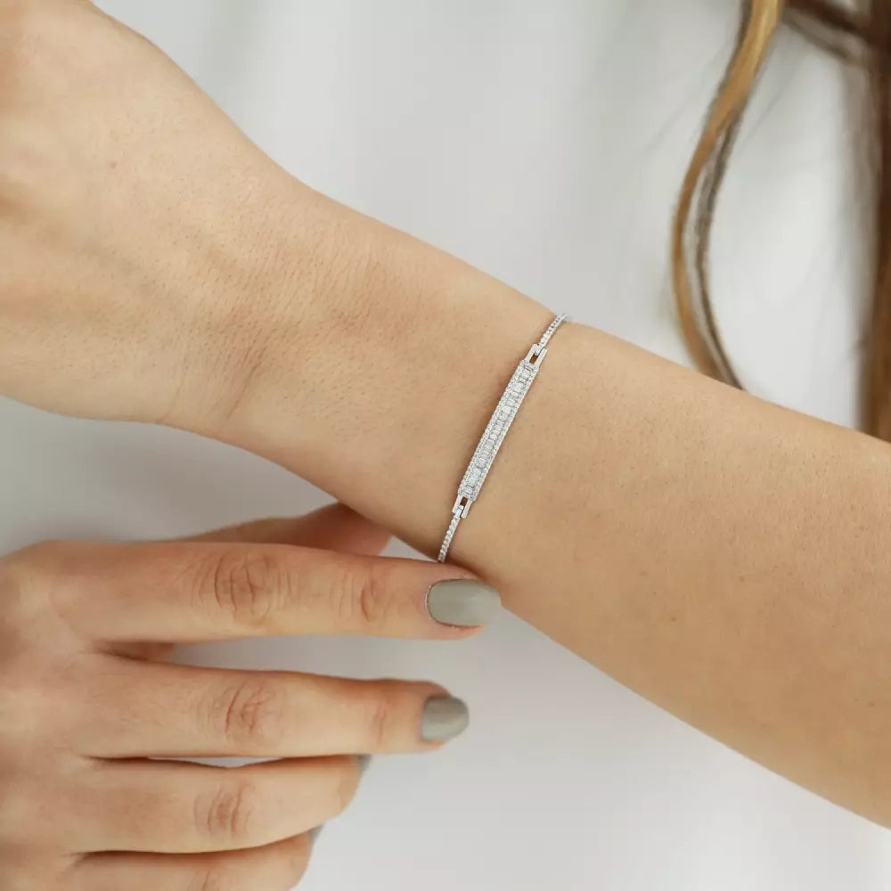 1.07 CT Baguette Diamond White Gold Bracelet