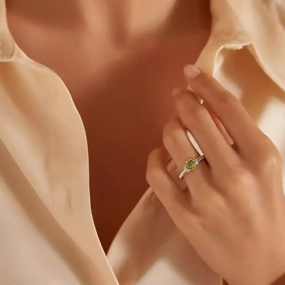 Twine 1.22 CT Peridot and Diamond White Gold Ring
