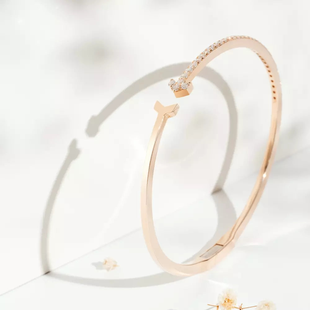 Arrow 1.20 CT Diamond Bangle Bracelet