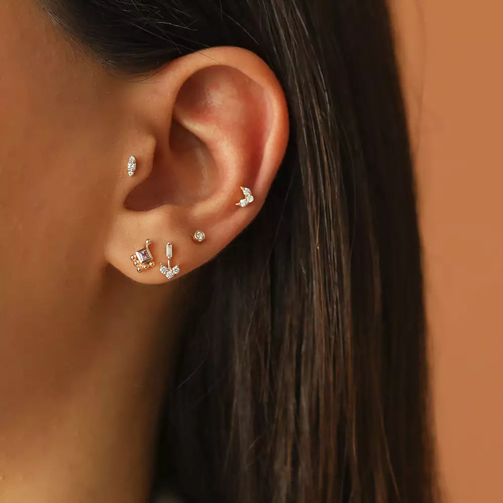 Arrow Baguette Diamond Rose Gold Single Earring