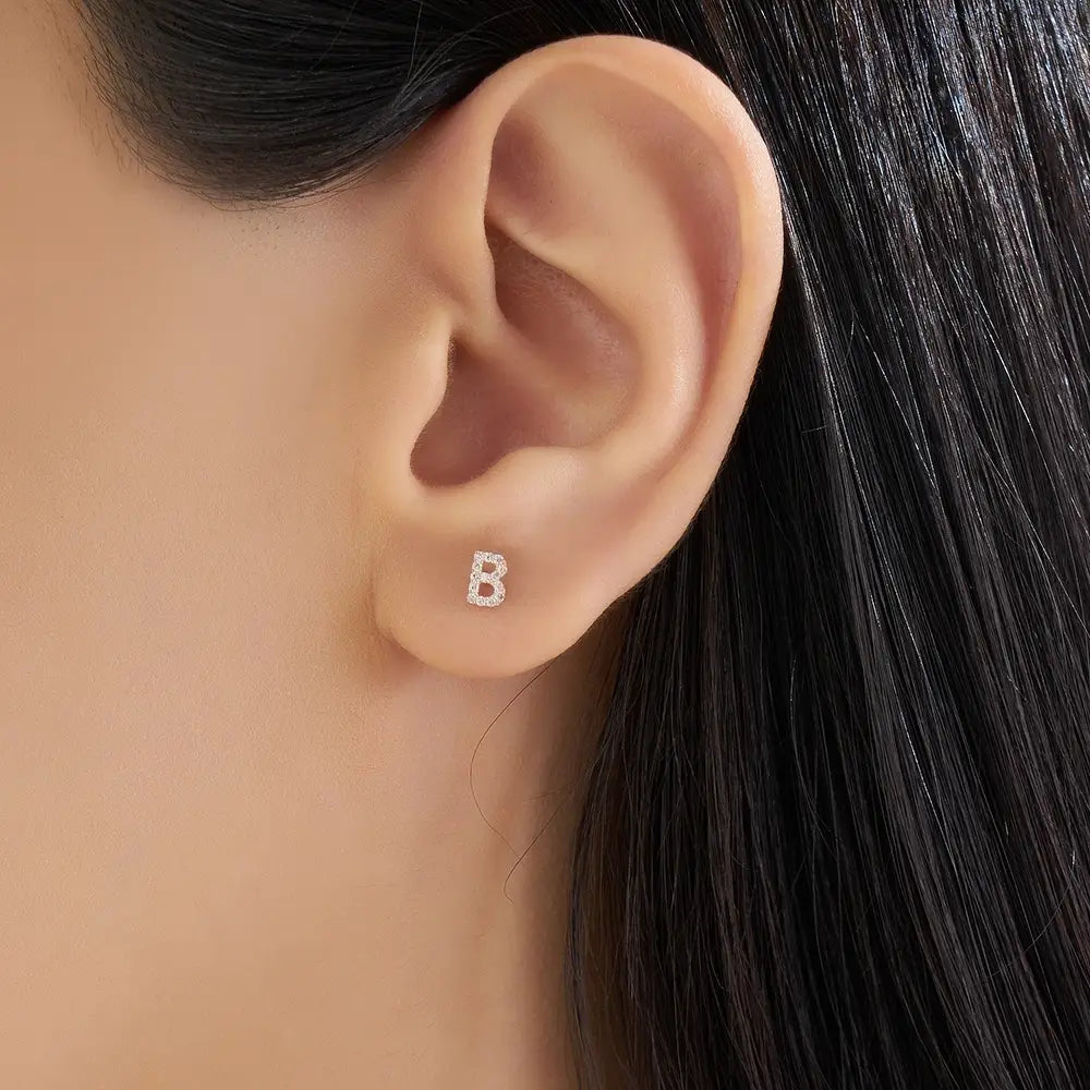 B Harf Pırlanta Taşlı Rose Altın Piercing