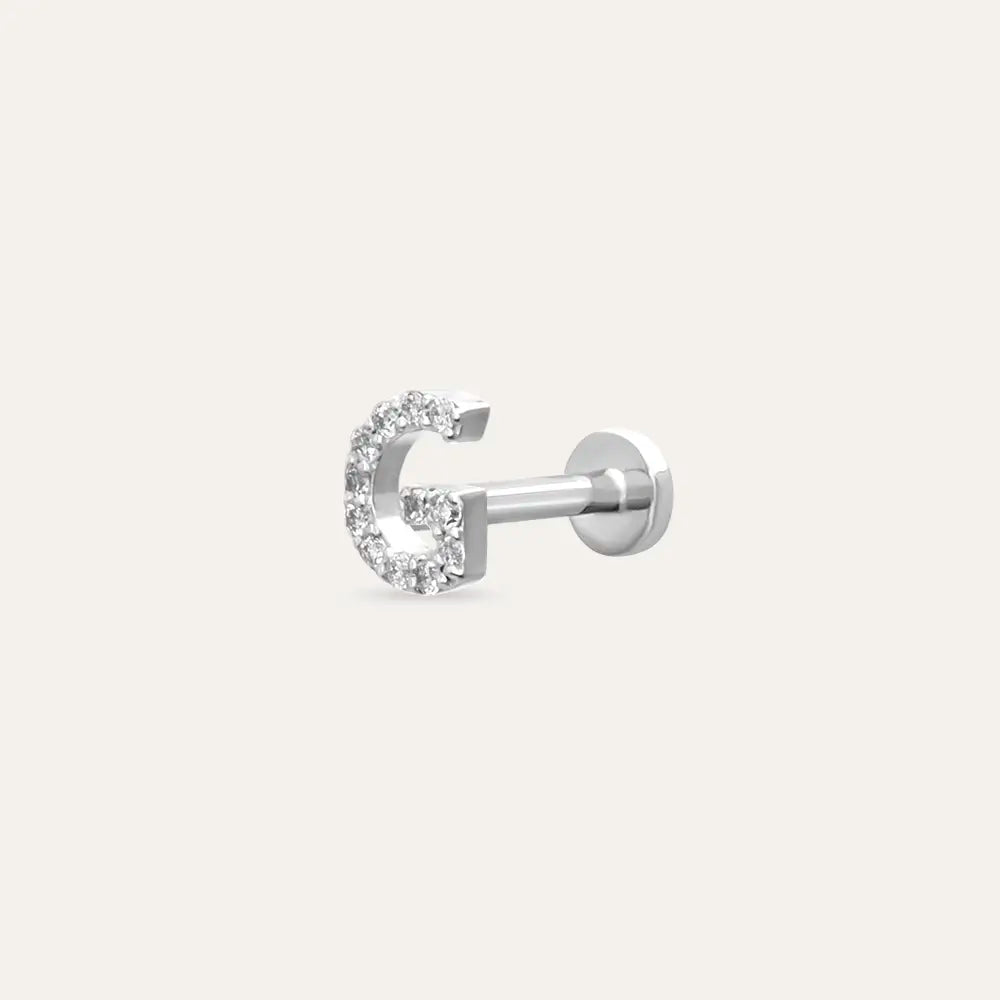 G Harf Pırlanta Taşlı Beyaz Altın Piercing