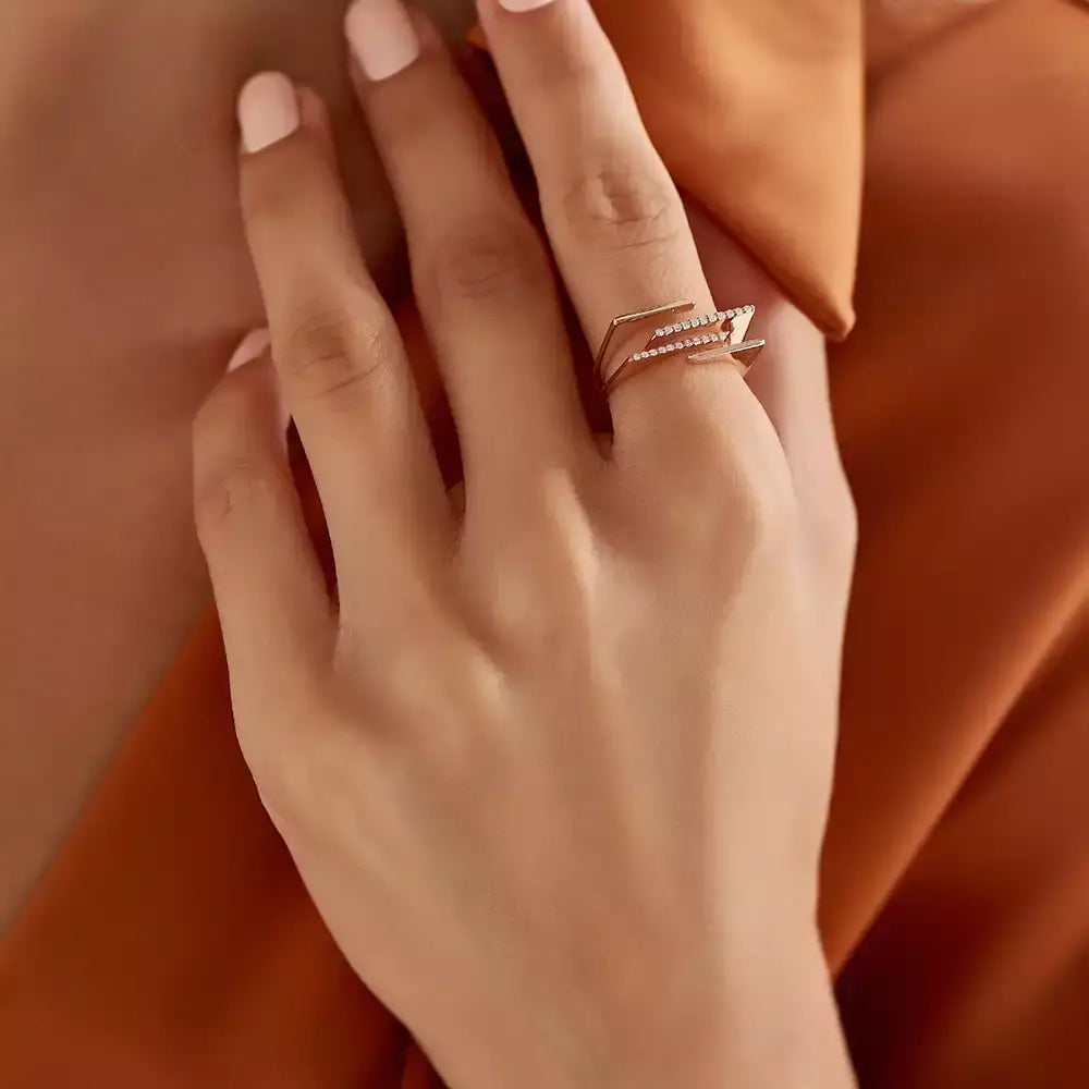Linear 0.10 CT Diamond Rose Gold Ring