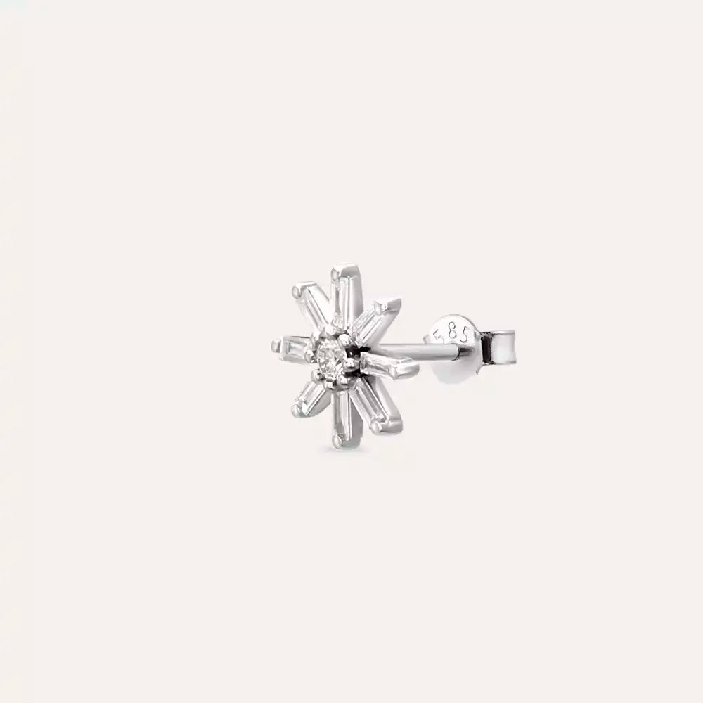 Daisy Diamond Studded White Gold Single Earring