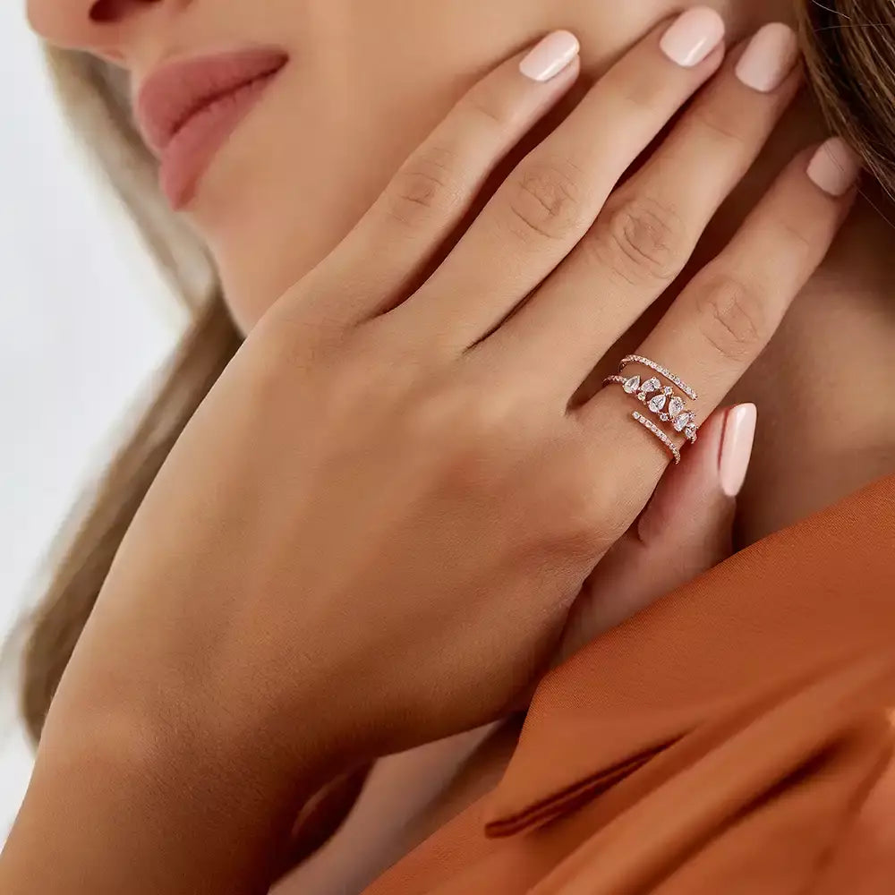 Frost 0.79 CT Damla Kesim Pırlanta Taşlı Rose Altın Yüzük