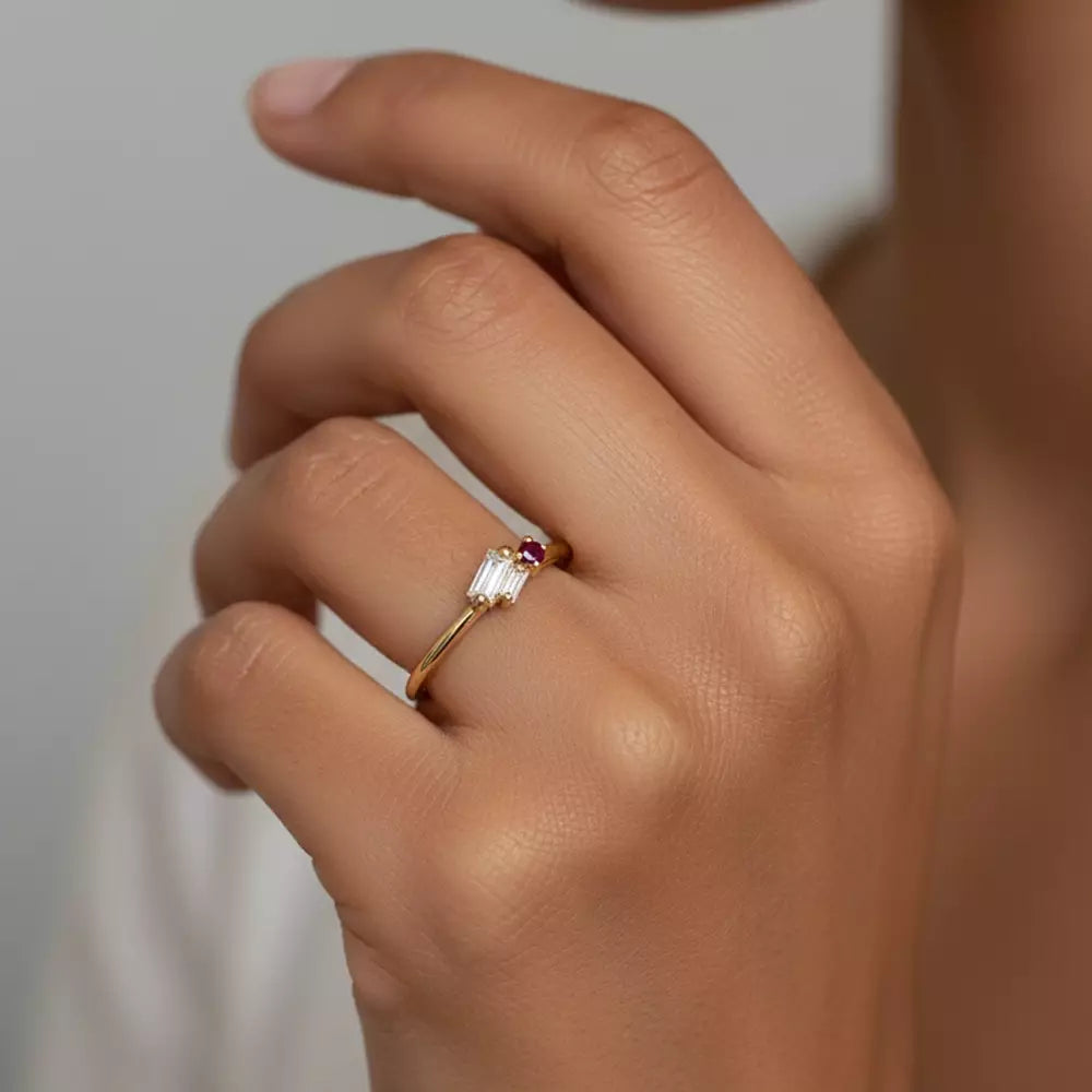 Micra 0.19 CT Ruby and Baguette Diamond Yellow Gold Ring